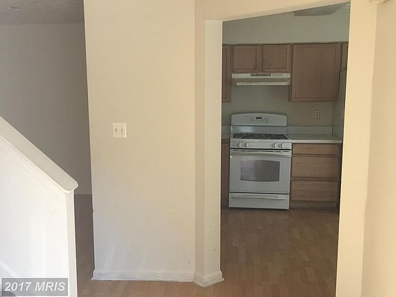 3rd image of 1825 Watch House Cir S #25