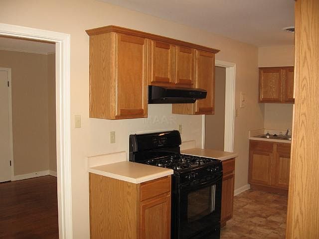 2nd image of 4816 Durbin Ave