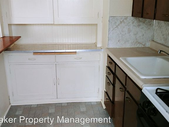 5th image of 315 N G St APT 204