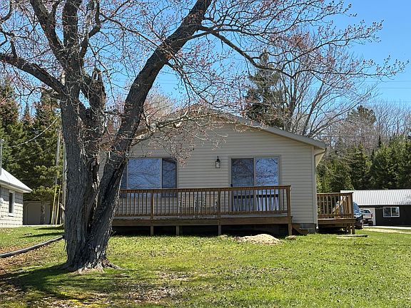 3rd image of N7790 Millecoquin Lake Dr