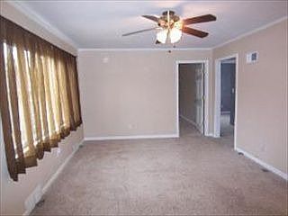 3rd image of 36434 N Wildwood Dr