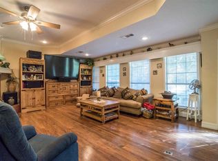 7275 Sweetgum Rd, Beaumont, TX 77713