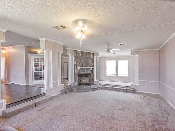 3rd image of 113 Fox Trail Dr