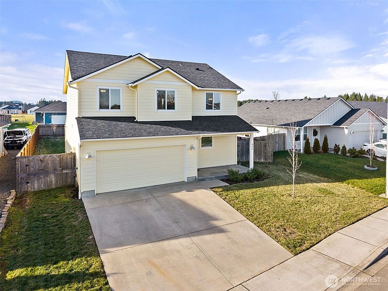 3rd image of 405 Cardinal Avenue