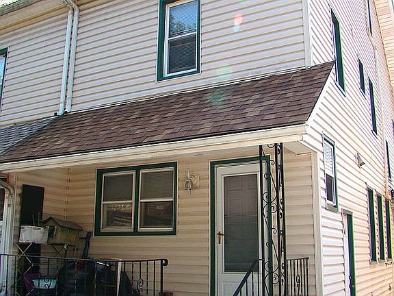 3rd image of 102-33 85th Dr