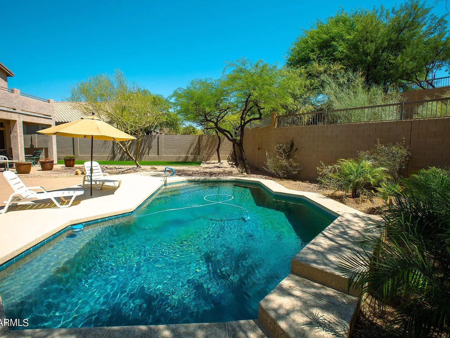 5 bed, 2749 sqft, $4,250 — Photo 1