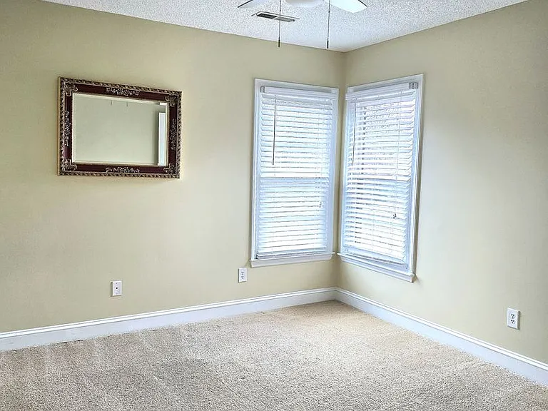 142 Cottontail Ln SE — Photo 16