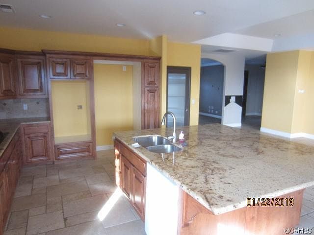 2nd image of 144 Acacia Ave