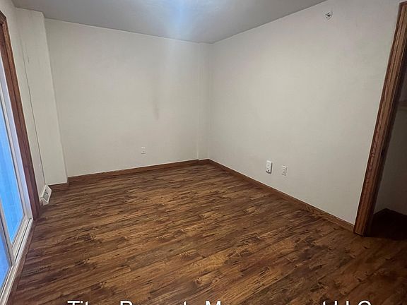 4th image of 1155 Racine Rd #2