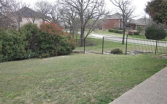 5th image of 312 Owen Oaks Dr