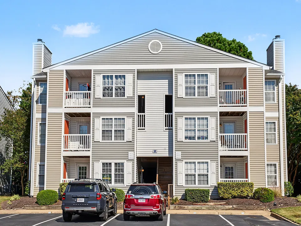 1813 Chantilly Ct