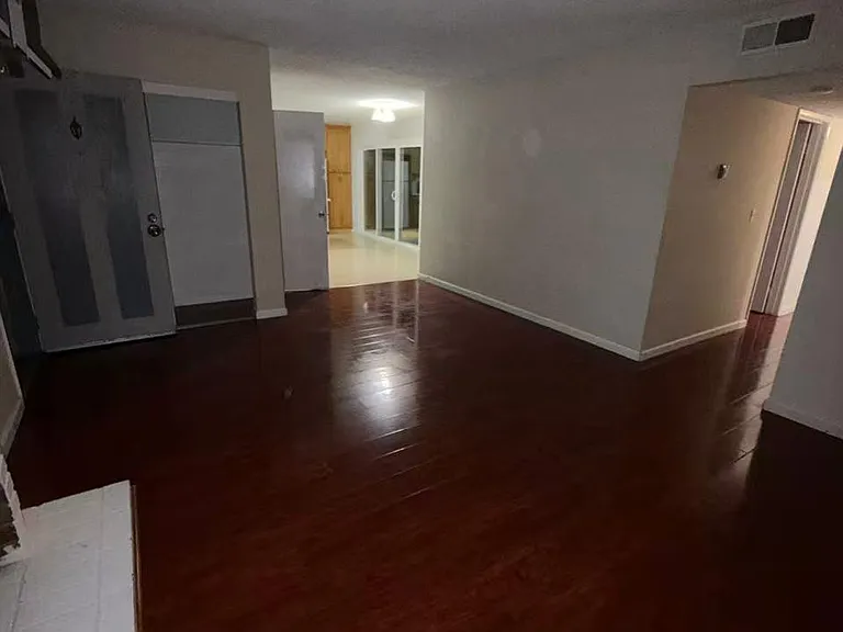 32904 Lake Bluestone St — Photo 6