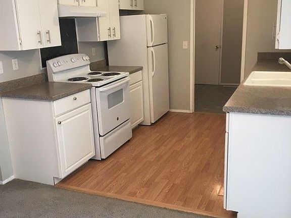 4th image of 12720 95th Avenue Ct E