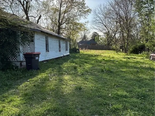 1025 South St, Alma, AR 72921