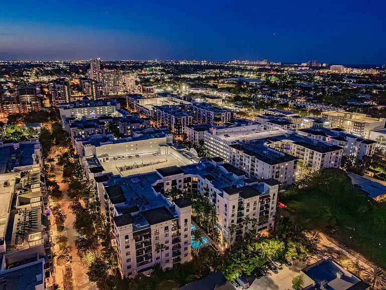 Aviah Flagler Village — Photo 287