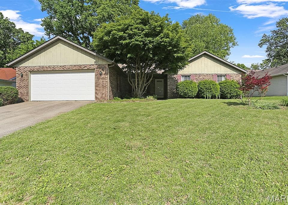 1st image of 1841 Spruce Hill Dr