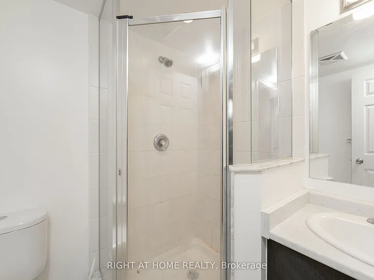 50 Carnation Ave #139 — Photo 16