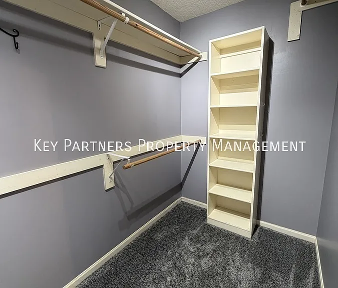 16409 W 157th Ter — Photo 13
