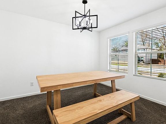 5th image of 443 Pretty Acres Ave