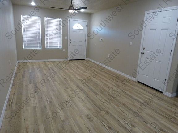 2nd image of 1317 Mission Dr #B