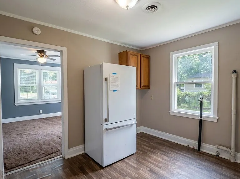20 Youmans Dr — Photo 10