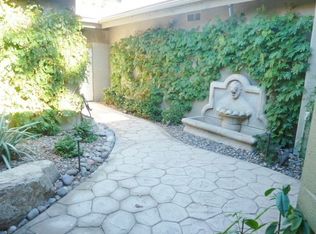 317 Bouquet Canyon Dr, Palm Desert, CA 92211