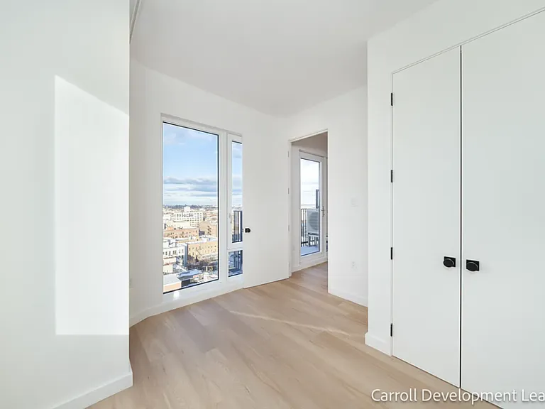 931 Carroll St #314 — Photo 14