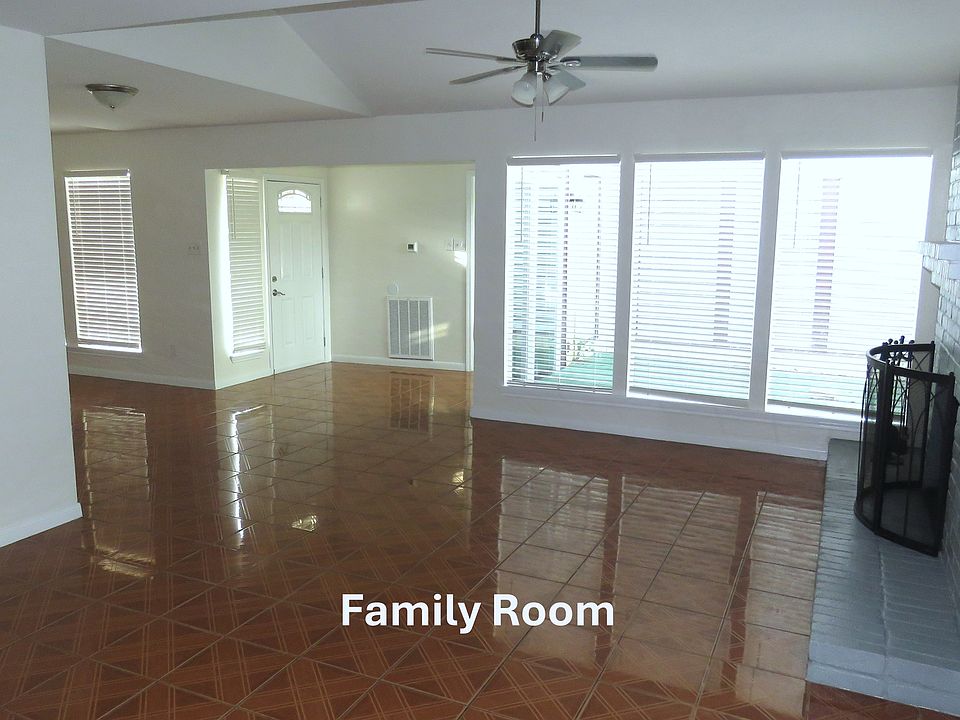 1st image of 3115 Southern Hills Dr