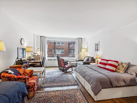 3rd image of 420 E 55th St APT 9U