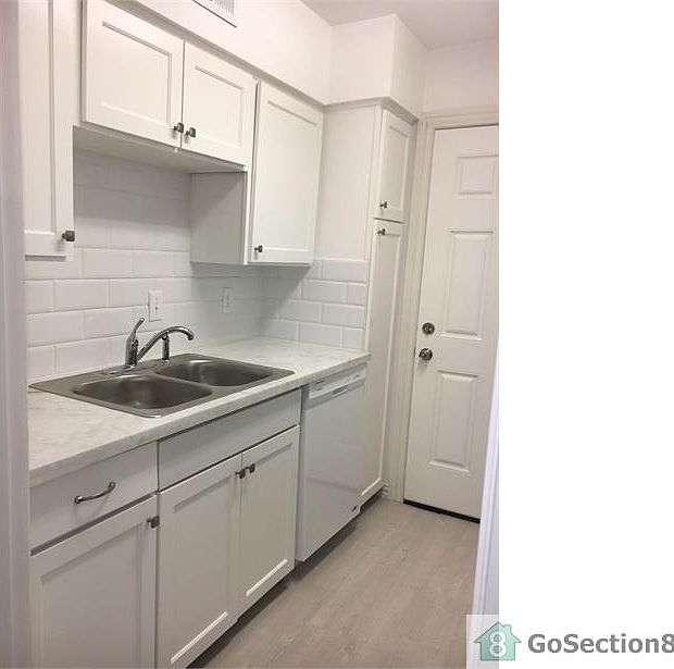 1st image of 12888 Montfort Dr #E239