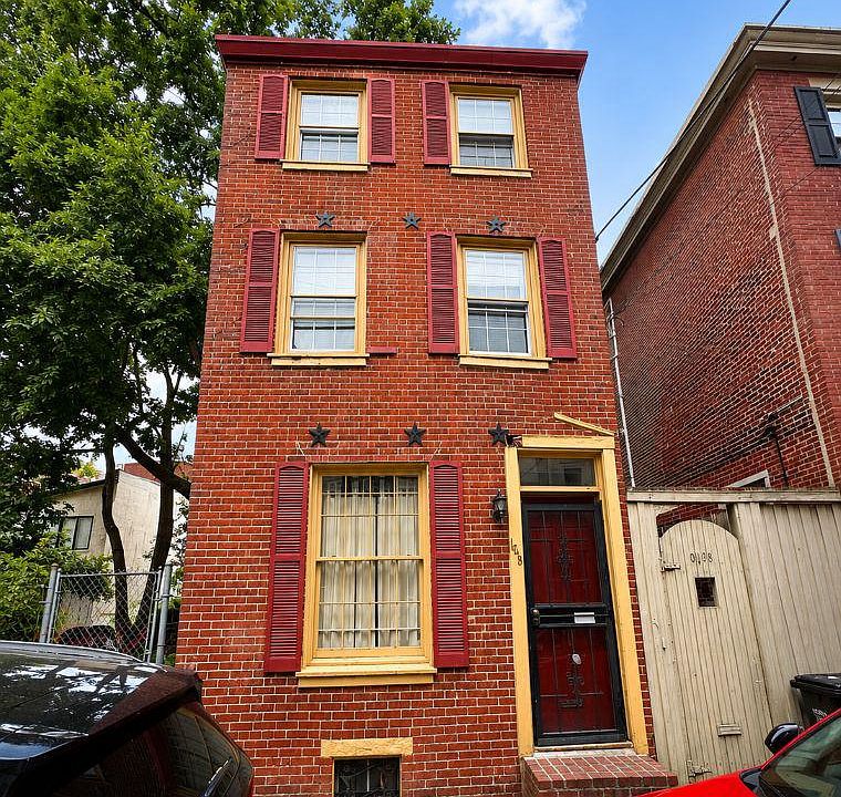 1st image of 1013 N Leithgow St