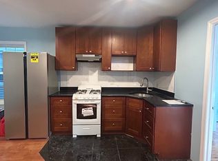 40-19 68th St #1F, Woodside, NY 11377