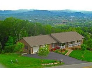 4361 Toddsbury Dr, Vinton, VA 24179