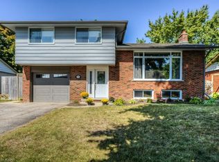 96 Gibson Dr, Kitchener, ON N2B2P4