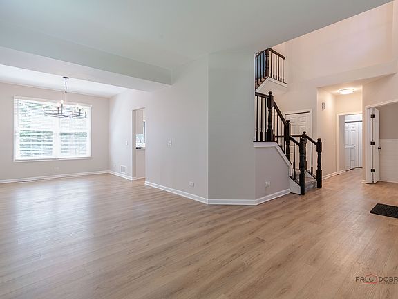 2nd image of 688 Wood Creek Dr