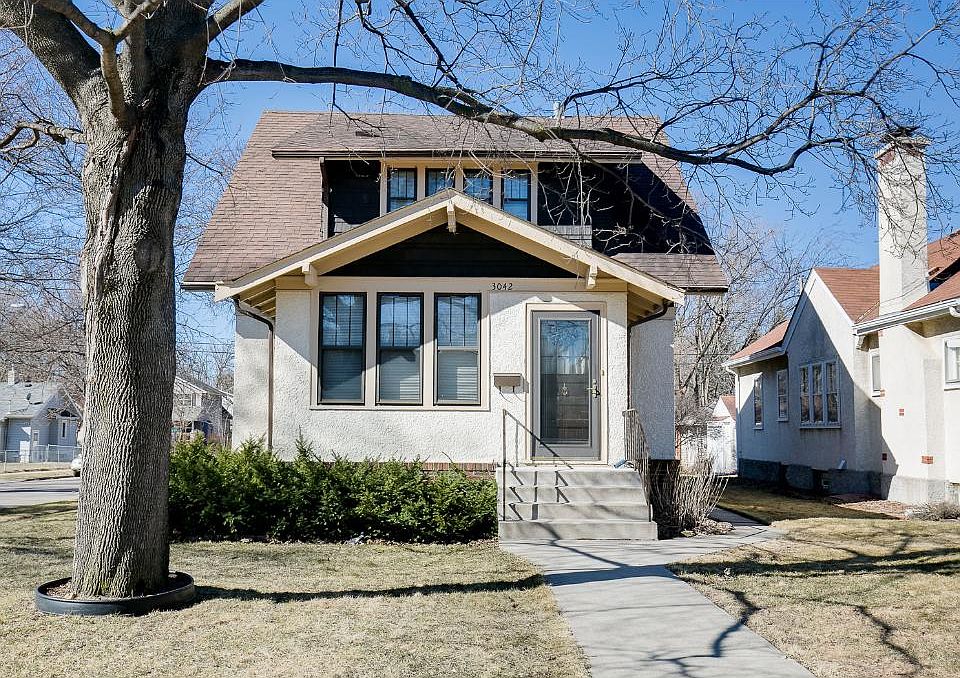 1st image of 3042 45th Ave S