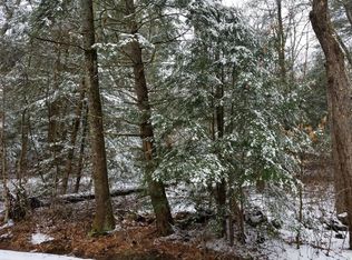 131 Ragged Hill Rd, Hubbardston, MA 01452