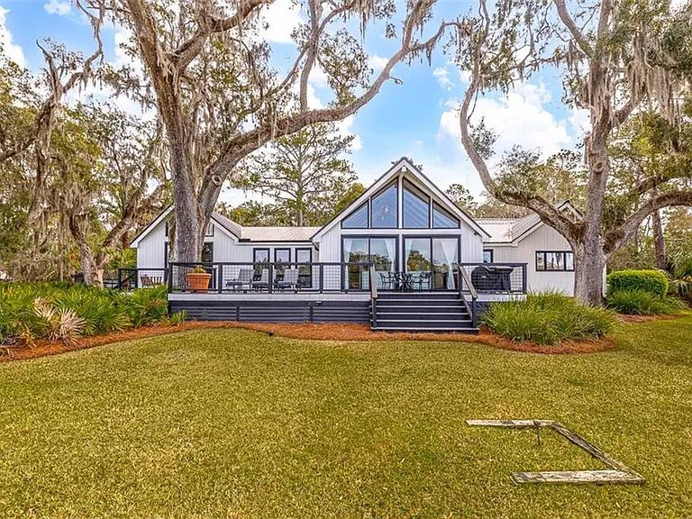 6201 Frederica Rd — Photo 92