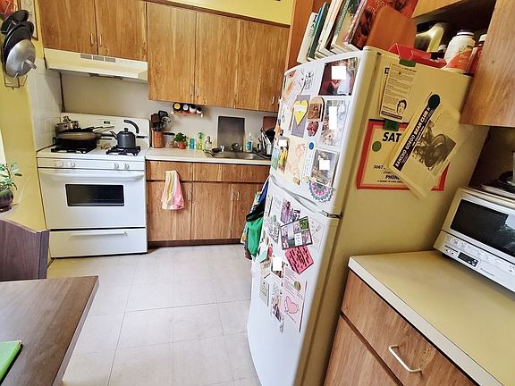 2nd image of 34-48 32nd St #5