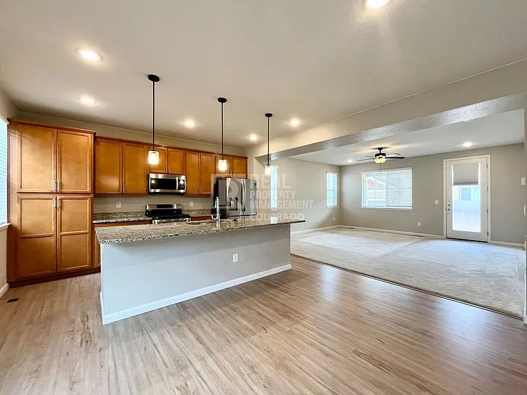 11909 Norfolk Ct — Photo 4