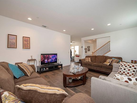 5th image of 4547 Juneberry Dr