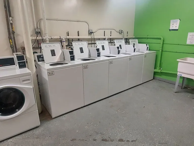 Marquette Apartments — Photo 18