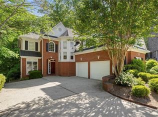 5052 Vinings Estates Ct SE, Mableton, GA 30126