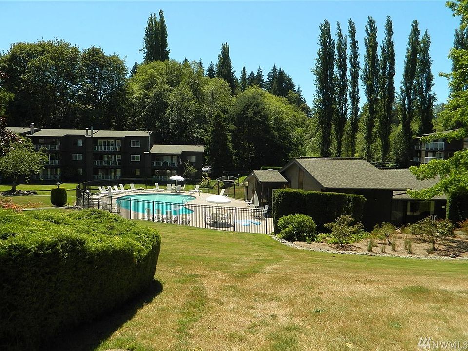 1st image of 13277 15th Ave NE #B16