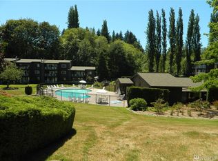 13277 15th Ave NE #B16, Seattle, WA 98125