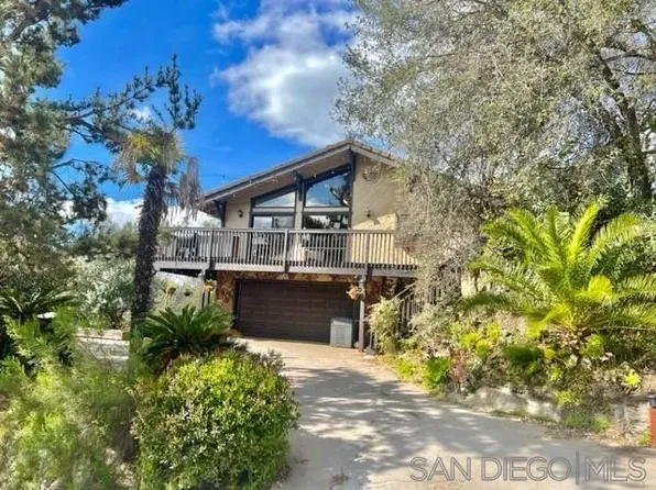 28136 Glenmeade Way, Escondido, CA 92026