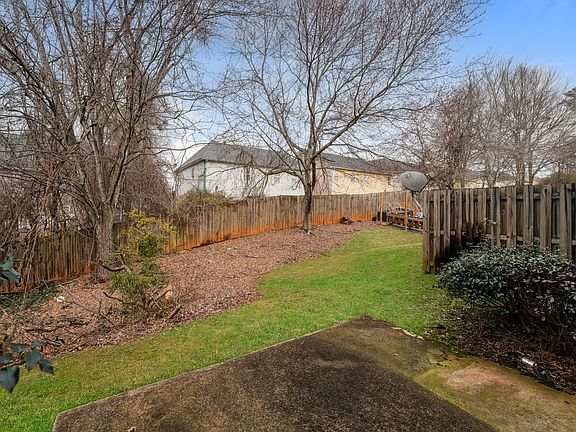 3rd image of 4414 Dallis Ct