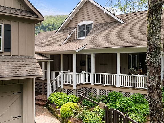 4th image of 592 Whiteside Mountain Road