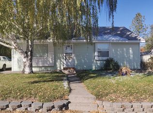 121 Mountain Dr, Pocatello, ID 83204