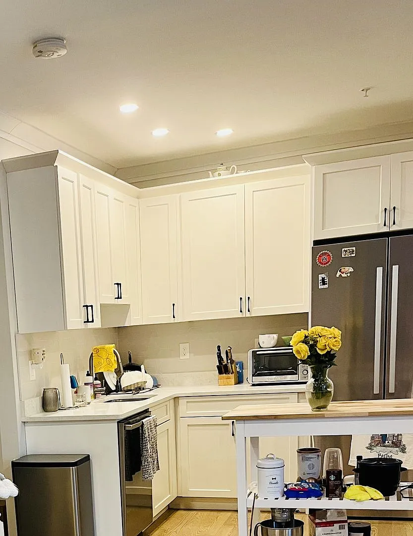 Spacious 4 Bed / 2 Bath | In-Unit Laundry | Central Air | Allston | 9/1 — Photo 3